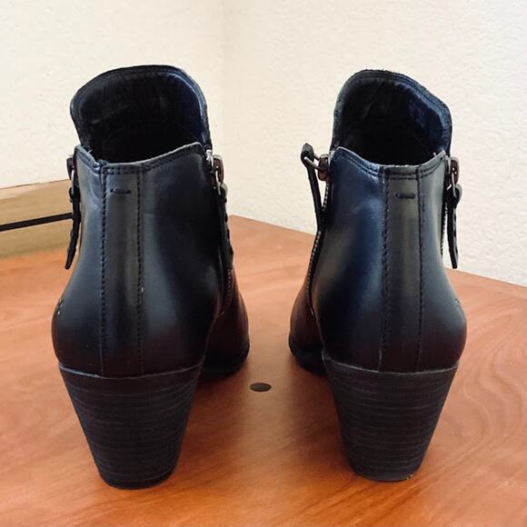 FRYE Women's Judith Double Zip Bootie Leather Ankle Boot in Black Size 10M - Picture 8 of 11